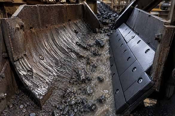 Pourquoi les pièces d’usure défaillent-elles dans l’industrie minière — et comment le carbure de tungstène peut-il y remédier?